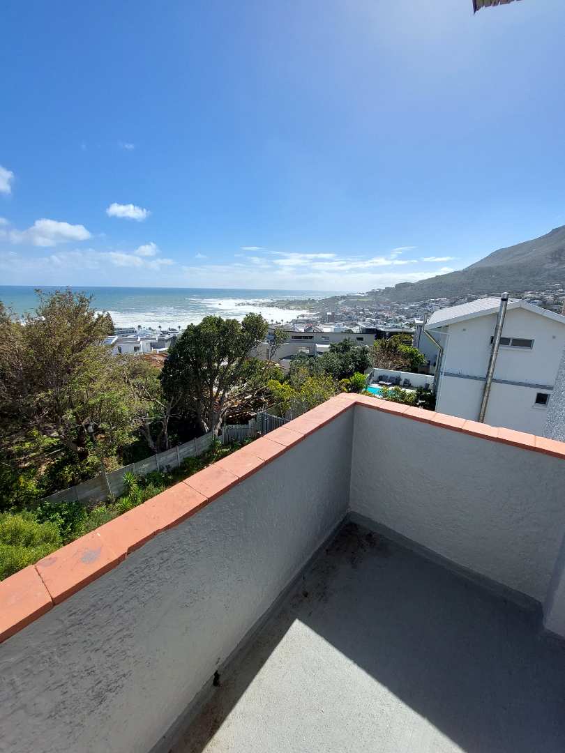 1 Bedroom Property for Sale in Camps Bay Western Cape